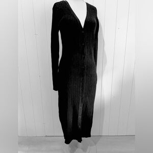 Lita By Ciara  NWOT Sweater Dress  Maxi Ribbed Stretchy  LS Size XL Black